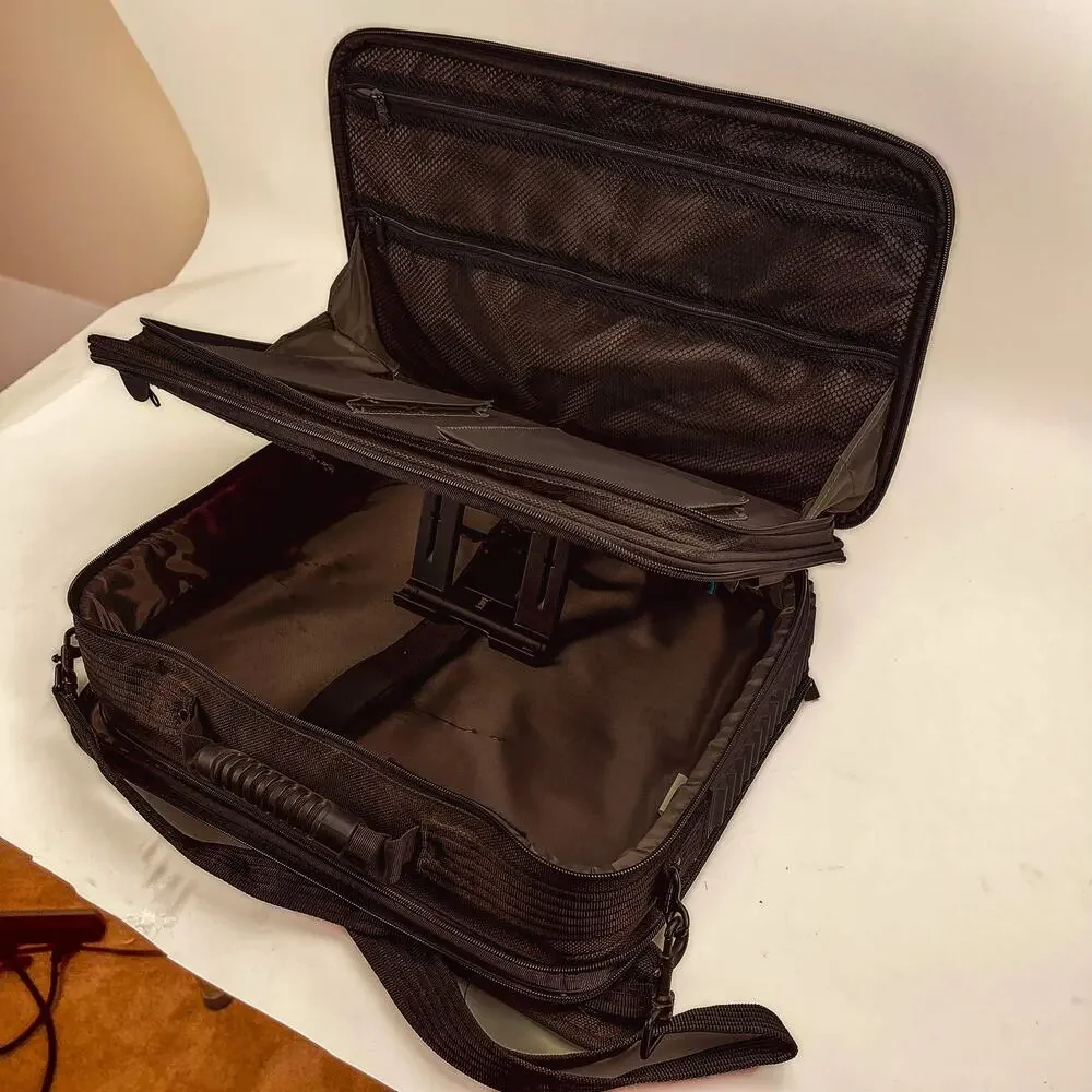 Targus - BlackTop Deluxe Notebook Case - Black